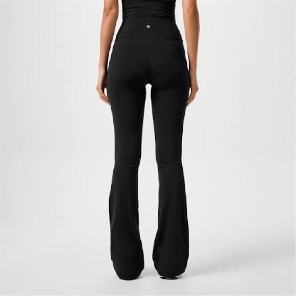 lululemon athletica Pants - Lululemon NULU groove pants